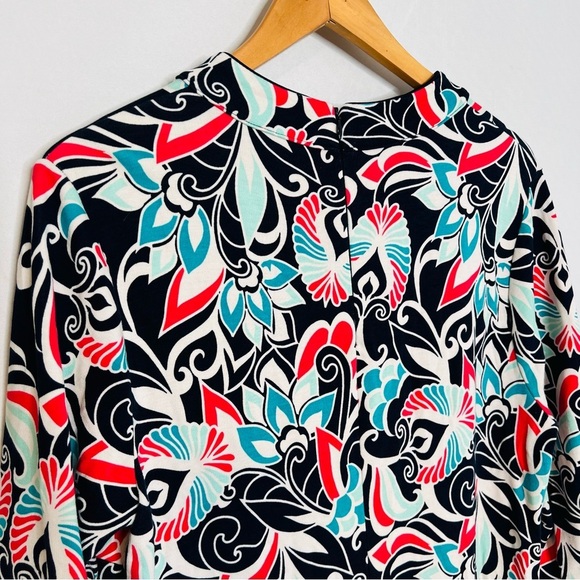 Crown & Ivy Bell Sleeve Split V-Neck Floral-Print Dress. Size Large. - Picture 8 of 14